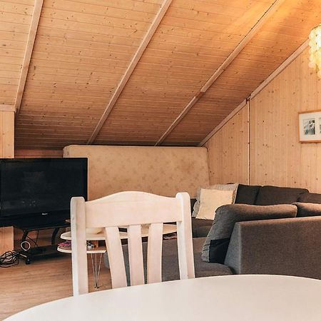 6 Person Holiday Home In สเลจล์ซี ภายนอก รูปภาพ